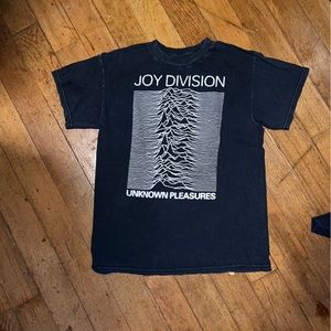 JOY DIVISION graphic t-shirt